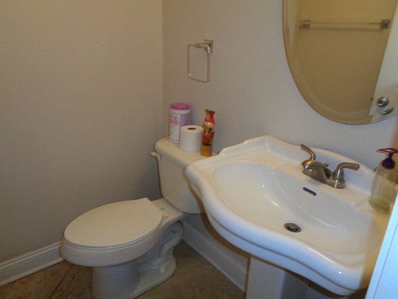 3rd image of 4664 Blair Dr