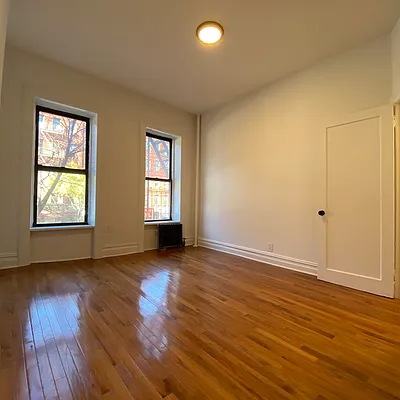 Rented by Compass | media 13