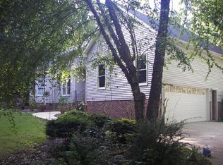 211 Byars St, Greer, SC 29651