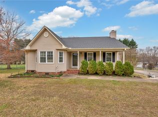 1112 Old Mill Rd, Easley, SC 29642