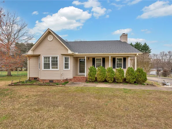 1112 Old Mill Rd, Easley, SC 29642