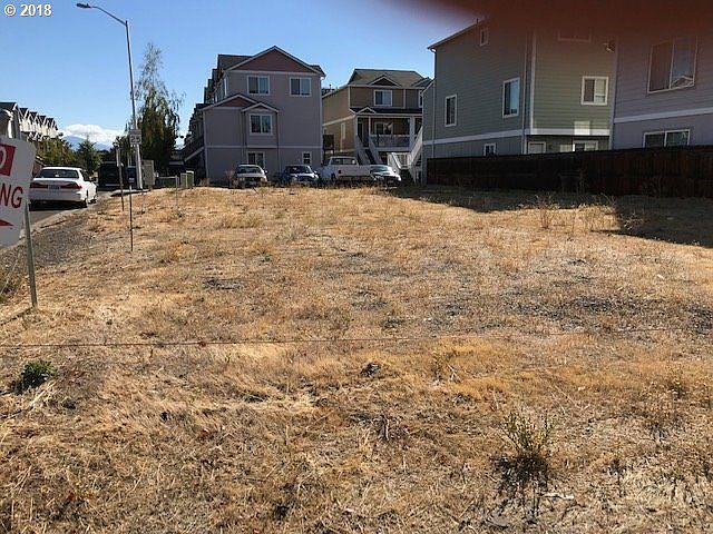 2nd image of 7883 Jacqueline Way