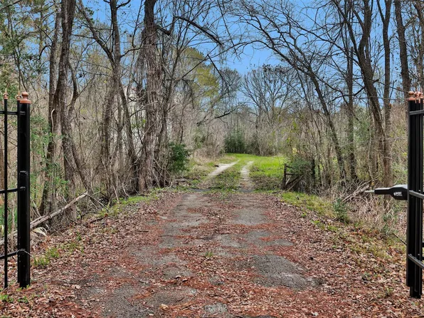 21948 Stillwater Blvd, Montgomery, TX 77316