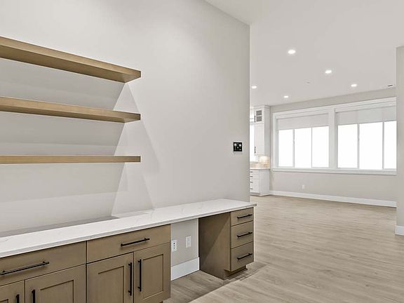 Plan Elevation.