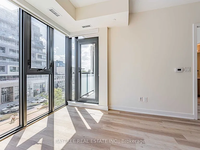 840 Saint Clair Ave W #414 — Photo 7