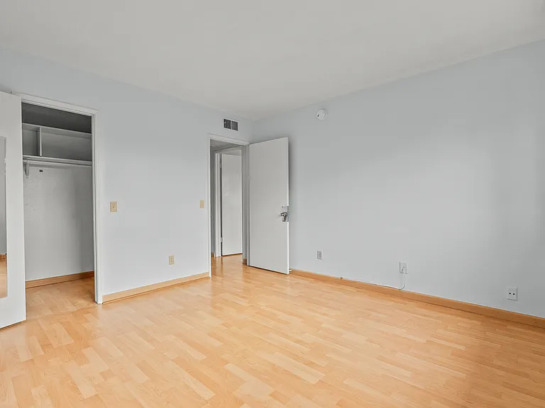 5055 Coldwater Canyon Ave #217 — Photo 22