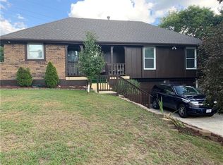 6013 Larson Ave, Kansas City, MO 64133