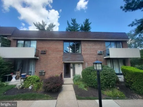 100 E Glenolden Ave APT R12, Glenolden, PA 19036