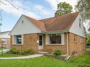 7429 W Dakota St, West Allis, WI