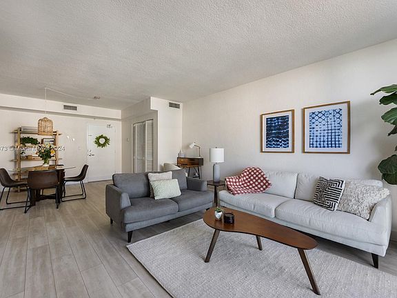 5th image of 7501 E Treasure Dr APT 7L