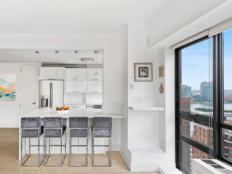 1st image of 415 E 54th St #22H