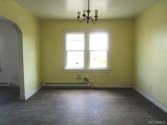 3rd image of 1600 Maury St