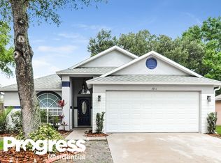 5911 Erhardt Dr, Riverview, FL 33578