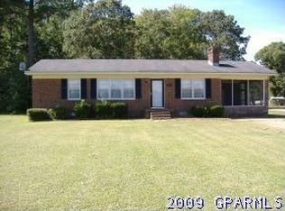 1416 White Rd, Williamston, NC 27892