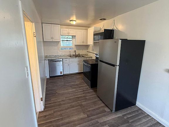 4th image of 1729 N Willis Street