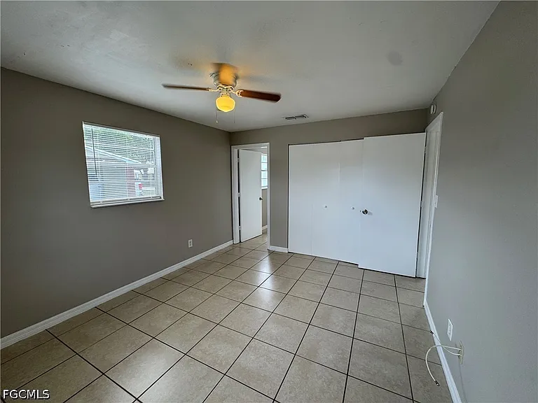 1112 Gifford Ave S — Photo 12