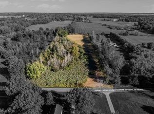 5913 Stuckey Rd, Creston, OH 44217