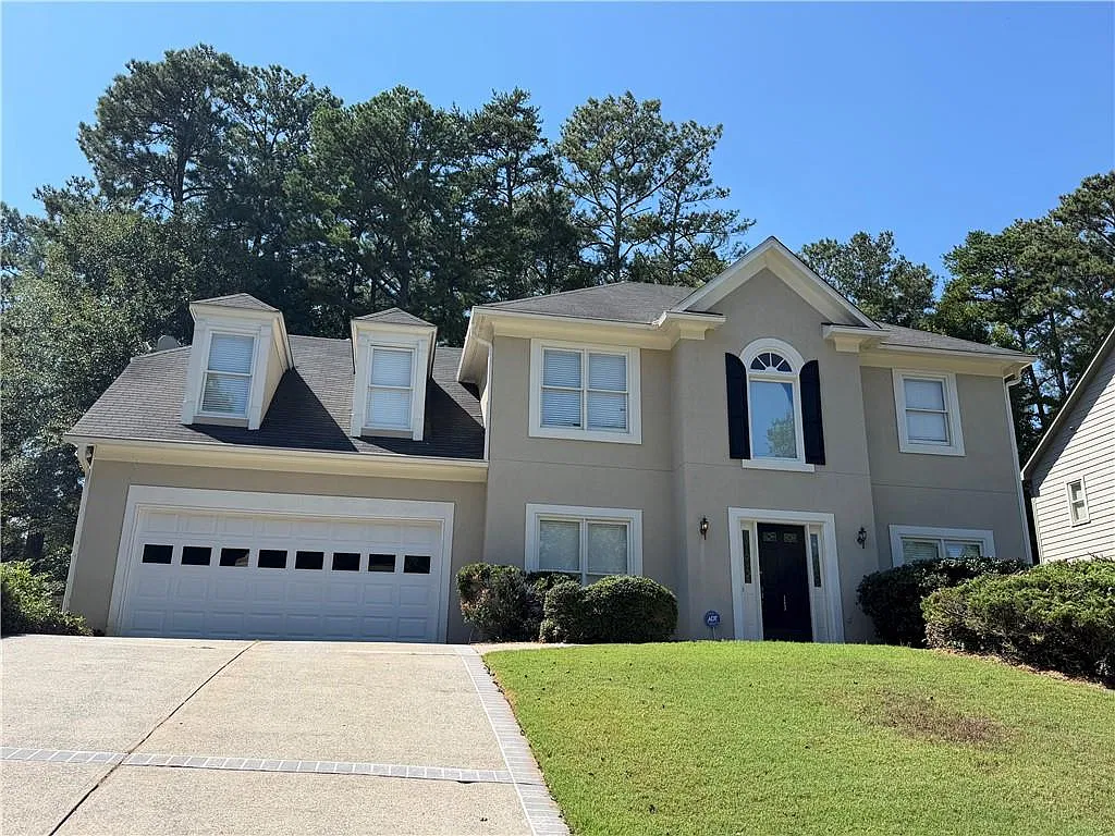 4 bed, 2.5 bath, 2418 sqft, $3,250 — Photo 1