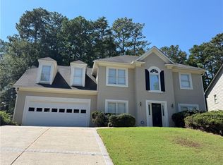 11660 Vista Forest Dr, Alpharetta, GA 30005