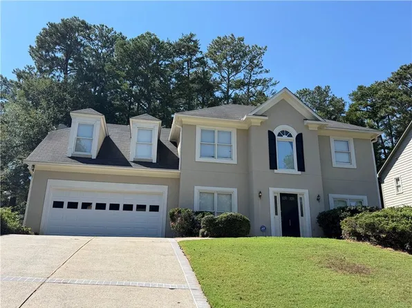 11660 Vista Forest Dr, Alpharetta, GA 30005