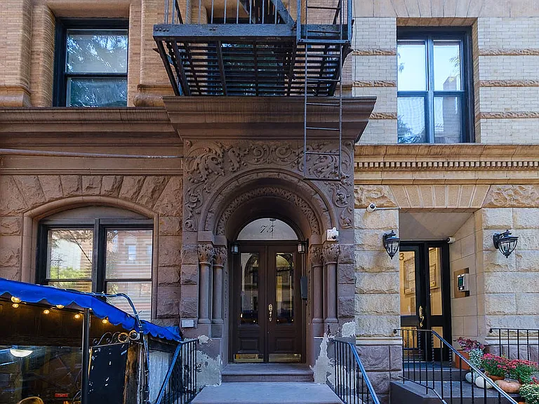 75 W 68th St #3R — Photo 8