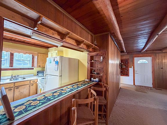 5th image of 2701 Clear Creek Rd