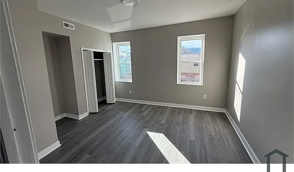 2 bed, 1150 sqft, $1,300 — Photo 4