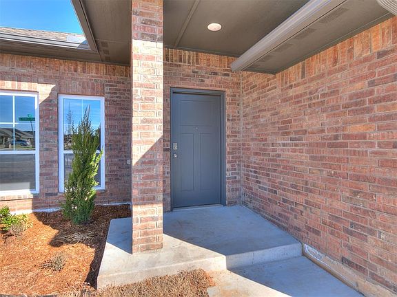 2nd image of 1000 Blackjack Creek Dr
