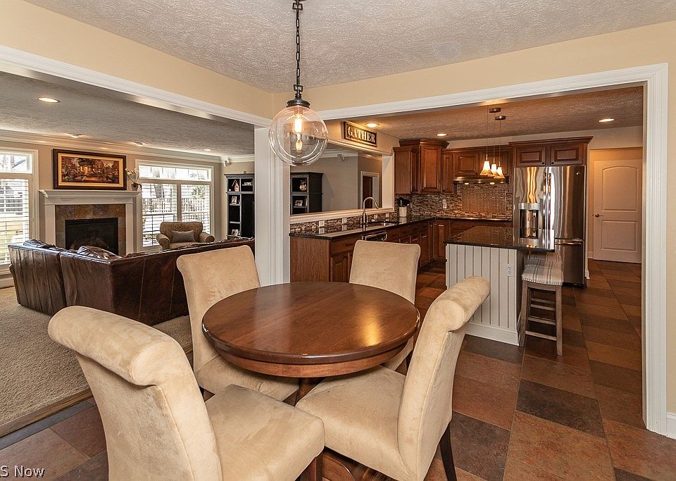 4716 Glenwood Ave, Willoughby, OH 44094 Zillow