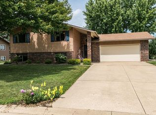 311 8th St NW, Byron, MN 55920
