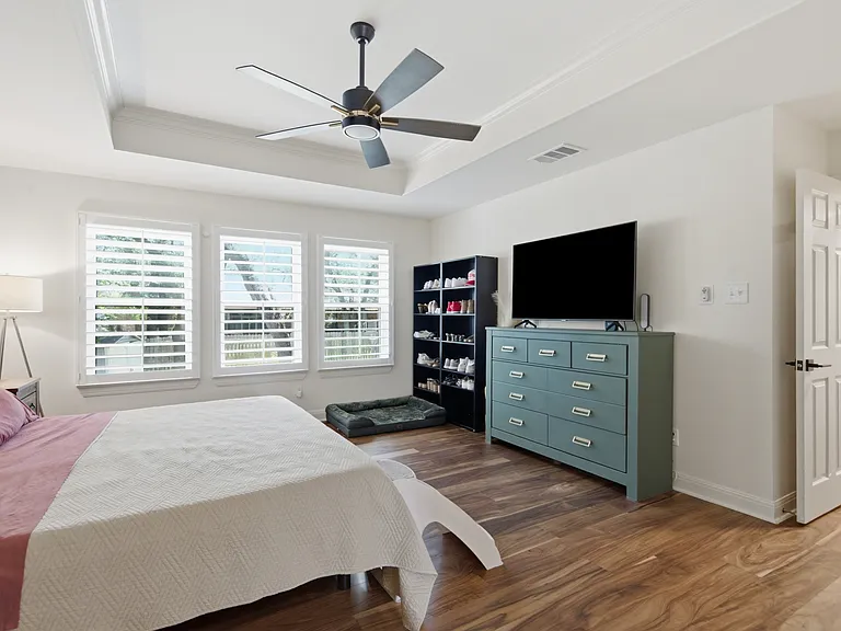 5803 Cedar Cliff Dr — Photo 8