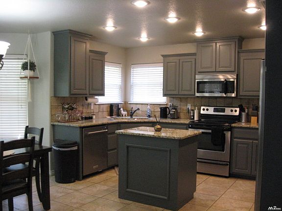 5th image of 141 Mariposa Dr