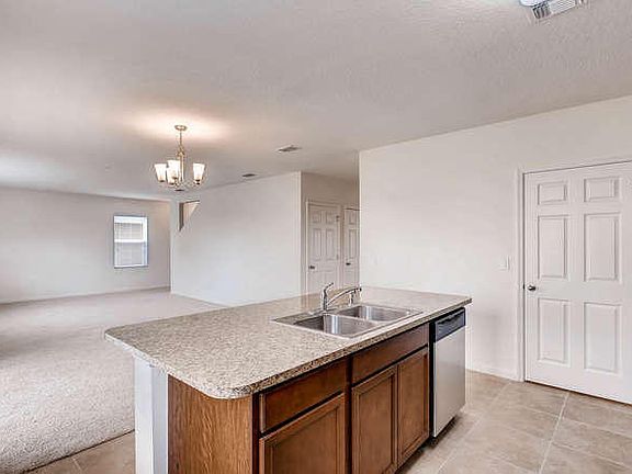 3rd image of 6086 NW Regent Street