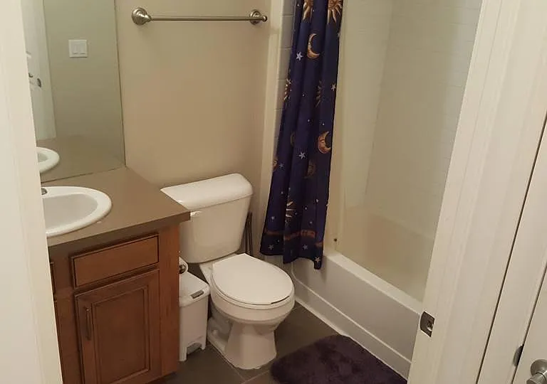 2nd Bathroom