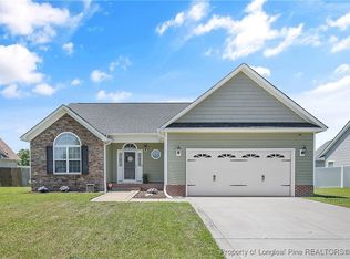 129 Crescent Dr, Raeford, NC 28376