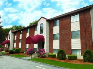 2010 Skyline Dr UNIT 10, Lowell, MA 01854