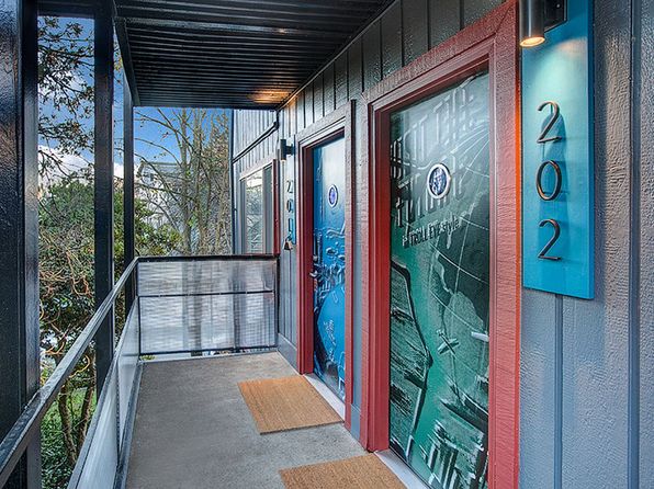906 N 35th St Unit 304