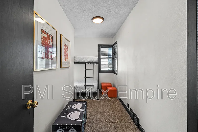 1303 S Center Ave #2