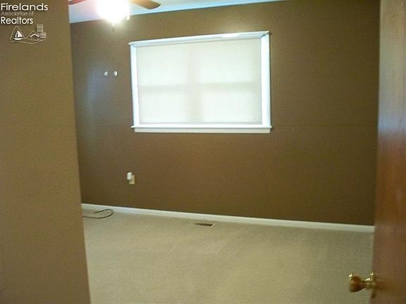 4th image of 2709 Hinde Ave