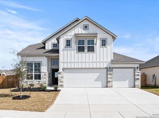 3743 Canby Oak Blf, Seguin, TX 78155