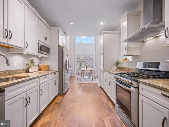 1011 Stiles St, Baltimore, MD 21202