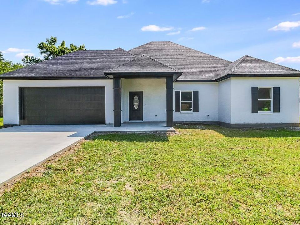1st image of 1017 Bear Creek Cir