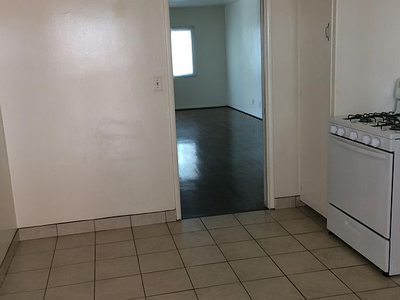 Large Eat in Kitchen