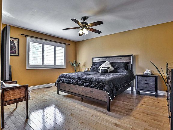 3rd image of 67 Gardiner Dr