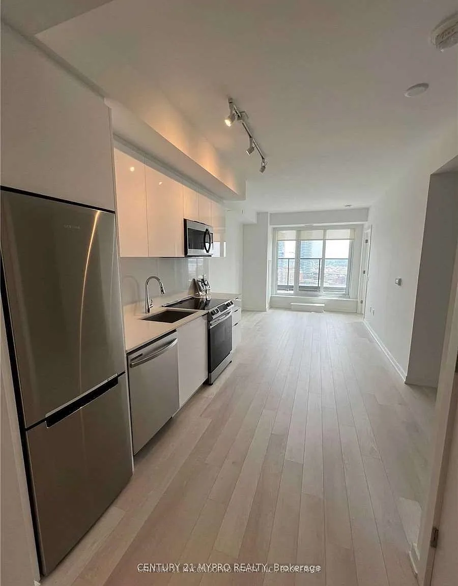 2 bed, $2,500 — Photo 2