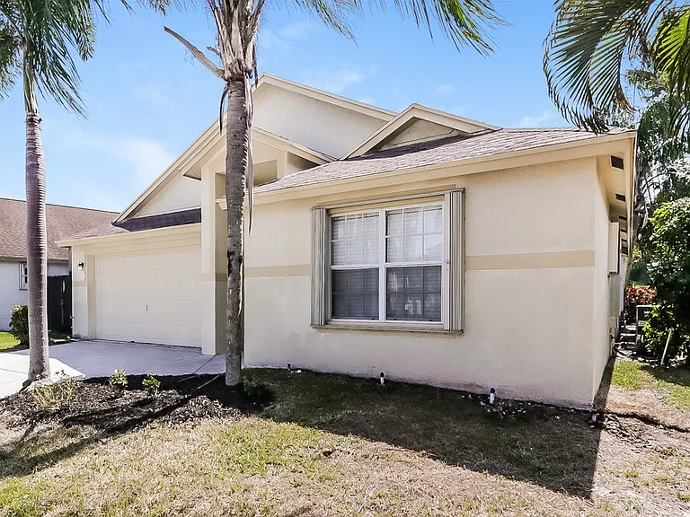1267 Olympic Cir — Photo 4