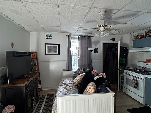 5th image of 5 Clinton St #2