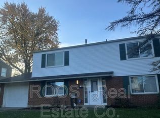 3535 Panama Dr, Westerville, OH 43081
