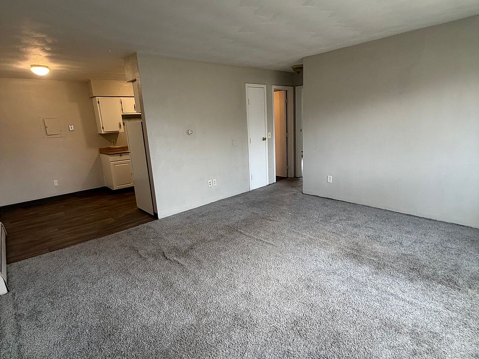 1st image of 3334 Pleasant Grove Rd APT 18