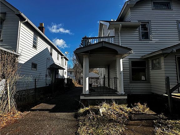 2nd image of 2083 N Taylor Rd